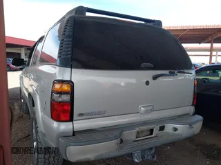 2006 Chevrolet Tahoe Z71 with VIN 1GNEK13T66R165865, listed as a IAAI auction lot 41537414 with 186,752 mi miles. Bid and sale history available at carsss.com. Image 3.