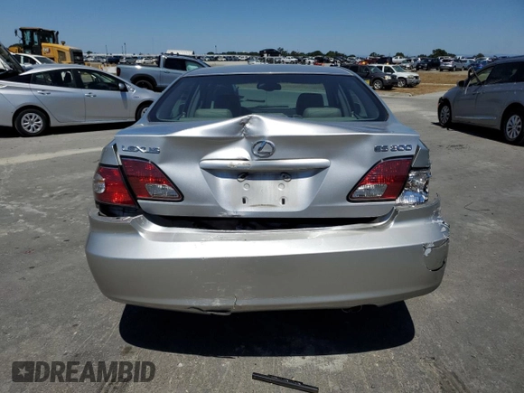 2002 Lexus ES 300 with VIN JTHBF30G420014345, listed as a Copart auction lot 57890135 with 153,695 mi miles and Salvage title. Bid and sale history available at DreamBid. Image 6.