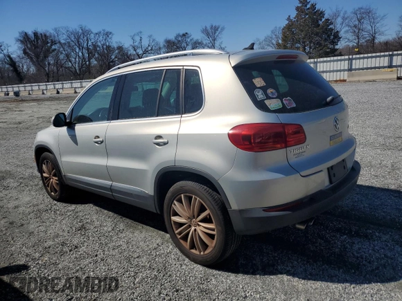 2012 Volkswagen Tiguan LE z VIN WVGAV7AX7CW525273, wystawiony jako Copart lot #46176415 z przebiegiem 155 851 mil mil oraz Czysty tytuł • Clean title. Historia ofert i sprzedaży dostępna na DreamBid. Obrazek 2.
