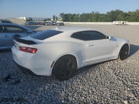 2016 Chevrolet Camaro 2LT with VIN 1G1FD1RS5G0140072, listed as a Copart auction lot 52718205 with 228,412 mi miles and Clean Title. Bid and sale history available at carsss.com. Image 3.