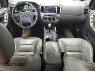 2005 Ford Escape XLT with VIN 1FMCU93155DA27040, listed as a Copart auction lot 62453695 with 167,856 mi miles and Clean title. Bid and sale history available at DreamBid. Image 8.