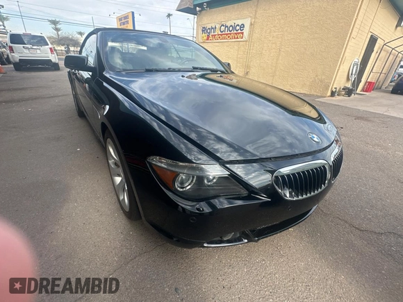 2004 BMW 6 Series 645Ci z VIN WBAEK734X4B260677, wystawiony jako Copart lot #50924995 z przebiegiem 42 209 mil mil oraz Czysty tytuł • Clean title. Historia ofert i sprzedaży dostępna na DreamBid. Obrazek 1.