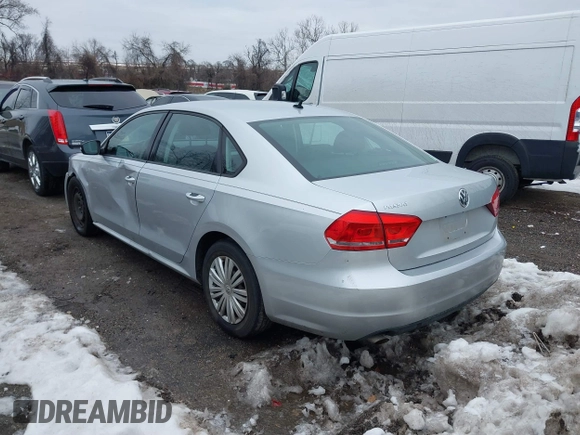 2014 Volkswagen Passat S с VIN 1VWAP7A39EC002589, выставлен на аукционе IAAI как лот 41285260 с пробегом 102 489 миль миль и . История ставок и продаж доступна на DreamBid. Изображение 3.