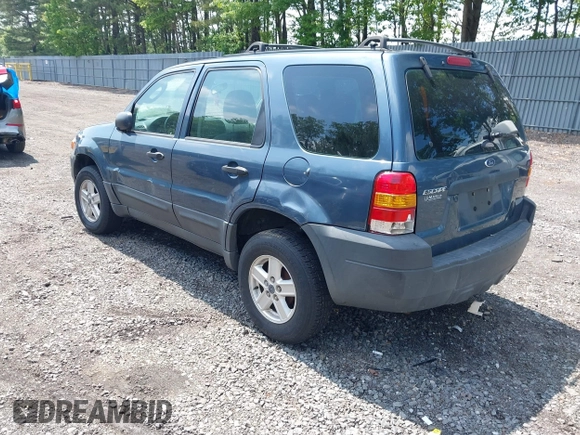 2005 Ford Escape XLS с VIN 1FMCU92Z25KD15083, выставлен на аукционе IAAI как лот 42388015 с пробегом 198 975 миль миль и . История ставок и продаж доступна на DreamBid. Изображение 3.