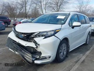 2024 Toyota Sienna XLE with VIN 5TDJSKFC6RS119094, listed as a IAAI auction lot 41434990 with 113,532 mi miles and . Bid and sale history available at DreamBid. Image 2.