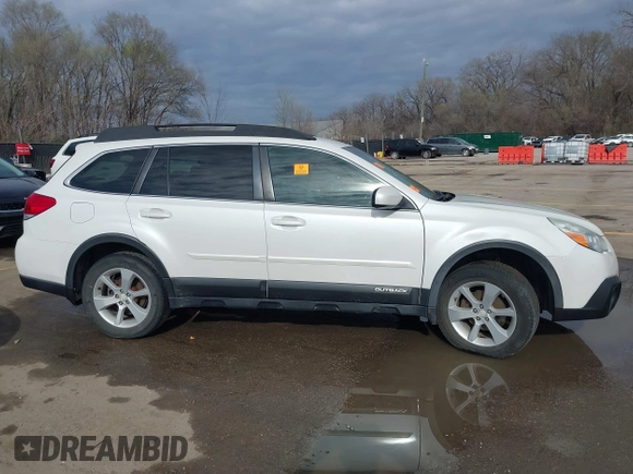 2014 Subaru Outback Premium with VIN 4S4BRCCC4E3325306, listed as a IAAI auction lot 41854473 with 157,393 mi miles and . Bid and sale history available at DreamBid. Image 13.