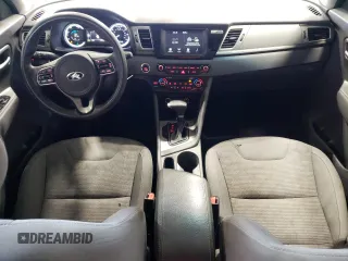 2017 Kia Niro LX with VIN KNDCB3LC9H5059402, listed as a Copart auction lot 55252505 with 144,642 mi miles and Clean Title. Bid and sale history available at carsss.com. Image 8.