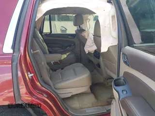 2019 Chevrolet Tahoe LT z VIN 1GNSCBKC9KR102552, wystawiony jako IAAI lot #41792517 z przebiegiem 92 856 mil mil oraz . Historia ofert i sprzedaży dostępna na DreamBid. Obrazek 8.