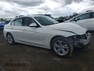 2018 BMW 3 Series 330i с VIN WBA8B9C51JEE82314, выставлен на аукционе Copart как лот 51066985 с пробегом 32 519 миль миль и Списание • Salvage title. История ставок и продаж доступна на DreamBid. Изображение 4.