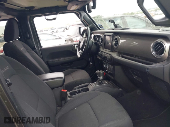 2020 Jeep Gladiator Overland with VIN 1C6HJTFG8LL166086, listed as a IAAI auction lot 42016222 with 102,232 mi miles and . Bid and sale history available at DreamBid. Image 5.