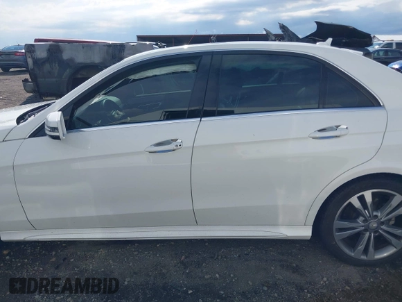 2015 Mercedes-Benz E 350 Sport with VIN WDDHF5KB3FB110640, listed as a IAAI auction lot 42185916 with 96,389 mi miles and . Bid and sale history available at DreamBid. Image 14.