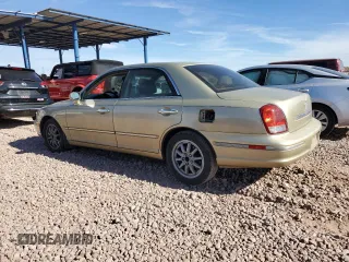 2003 Hyundai XG with VIN KMHFU45E63A259614, listed as a Copart auction lot 82042684 with 137,024 mi miles and Salvage Title. Bid and sale history available at carsss.com. Image 2.