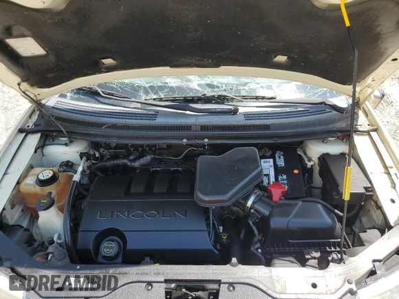 2008 Lincoln MKX z VIN 2LMDU88C28BJ09217, wystawiony jako Copart lot #56649345 z przebiegiem 179 870 mil mil oraz Szkoda całkowita • Salvage title. Historia ofert i sprzedaży dostępna na DreamBid. Obrazek 12.