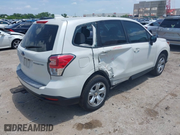 2018 Subaru Forester z VIN JF2SJAAC0JG456885, wystawiony jako IAAI lot #42447740 z przebiegiem 73 768 mil mil oraz . Historia ofert i sprzedaży dostępna na DreamBid. Obrazek 4.