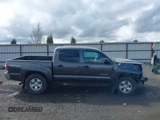 2014 Toyota Tacoma with VIN 3TMLU4EN1EM158171, listed as a IAAI auction lot 41980335 with 193,444 mi miles. Bid and sale history available at carsss.com. Image 14.