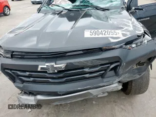 2024 Chevrolet Colorado 4WD Trail Boss z VIN 1GCPTEEK7R1246063, wystawiony jako Copart lot #59042055 z przebiegiem 11 400 mil mil oraz Szkoda całkowita • Salvage title. Historia ofert i sprzedaży dostępna na DreamBid. Obrazek 11.