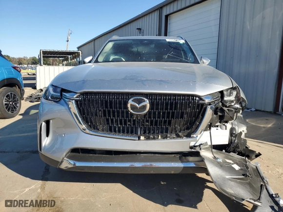 2024 Mazda CX-90 3.3 Turbo Premium with VIN JM3KKDHD0R1147869, listed as a Copart auction lot 80957784 with 31,128 mi miles and Clean Title. Bid and sale history available at carsss.com. Image 5.