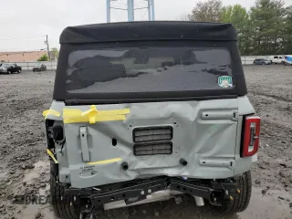 2024 Ford Bronco Outer Banks z VIN 1FMDE8BHXRLA92990, wystawiony jako Copart lot #56416545 z przebiegiem 4 366 mil mil oraz Szkoda całkowita • Salvage title. Historia ofert i sprzedaży dostępna na DreamBid. Obrazek 6.