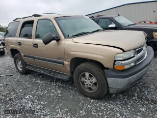 2001 Chevrolet Tahoe LT with VIN 1GNEC13T81J149879, listed as a Copart auction lot 50926845 with 191,523 mi miles and Salvage Title. Bid and sale history available at carsss.com. Image 4.