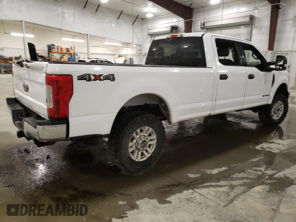 2019 Ford Super Duty F-250 SRW XL with VIN 1FT7W2BT0KED75716, listed as a Copart auction lot 47306715 with 0 mi miles and Salvage Title. Bid and sale history available at carsss.com. Image 3.