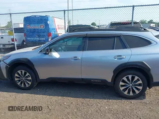 2024 Subaru Outback Limited with VIN 4S4BTANC9R3123215, listed as a IAAI auction lot 42576586 with 7,866 mi miles and . Bid and sale history available at DreamBid. Image 14.