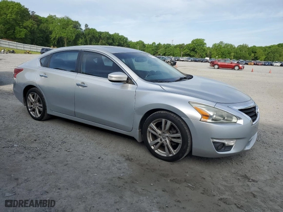 2013 Nissan Altima 3.5 SV with VIN 1N4BL3AP3DC162468, listed as a Copart auction lot 54010765 with 191,071 mi miles and Clean Title. Bid and sale history available at carsss.com. Image 4.