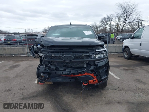 2024 Ford Expedition Timberline with VIN 1FMJU1RGXREA55808, listed as a IAAI auction lot 41737393 with 623 mi miles and . Bid and sale history available at DreamBid. Image 12.