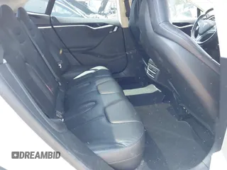 2014 Tesla Model S 60 с VIN 5YJSA1S13EFP49787, выставлен на аукционе IAAI как лот 42107913 с пробегом Не указан миль и . История ставок и продаж доступна на DreamBid. Изображение 8.