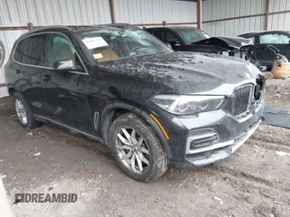 2022 BMW X5 sDrive40i with VIN 5UXCR4C04N9L38945, listed as a IAAI auction lot 41492301 with 1 mi miles. Bid and sale history available at carsss.com. Image 1.