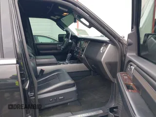 2015 Ford Expedition Max Platinum с VIN 1FMJK1MT9FEF18642, выставлен на аукционе IAAI как лот 41585741 с пробегом 134 911 миль миль и . История ставок и продаж доступна на DreamBid. Изображение 5.
