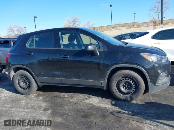 2018 Chevrolet Trax LS with VIN 3GNCJKSB1JL330732, listed as a IAAI auction lot 41739704 with 98,554 mi miles. Bid and sale history available at carsss.com. Image 13.