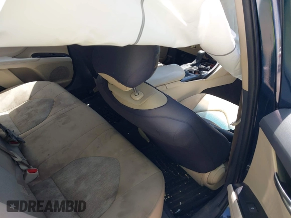 2019 Toyota Camry LE z VIN 4T1B11HK7KU269928, wystawiony jako IAAI lot #42048750 z przebiegiem 102 585 mil mil oraz . Historia ofert i sprzedaży dostępna na DreamBid. Obrazek 8.