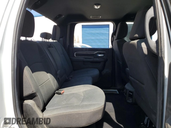 2024 Ram 2500 Big Horn with VIN 3C6UR5DJXRG401109, listed as a Copart auction lot 64012645 with 3,420 mi miles and Clean title. Bid and sale history available at DreamBid. Image 11.