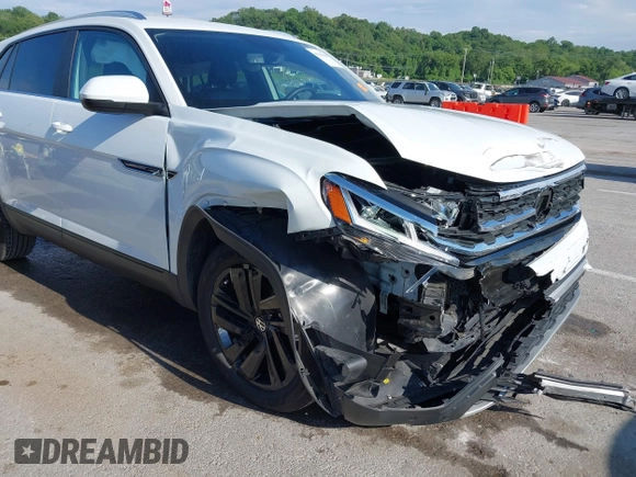 2023 Volkswagen Atlas SE with VIN 1V2WC2CA3PC228213, listed as a IAAI auction lot 42330049 with 21,884 mi miles and . Bid and sale history available at DreamBid. Image 18.