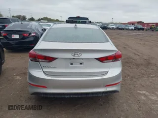 2018 Hyundai Elantra SEL z VIN 5NPD84LFXJH333683, wystawiony jako IAAI lot #41033409 z przebiegiem 67 874 mil mil oraz . Historia ofert i sprzedaży dostępna na DreamBid. Obrazek 15.
