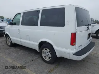 2004 Chevrolet Astro z VIN 1GNDM19X24B102378, wystawiony jako IAAI lot #42450211 z przebiegiem 162 068 mil mil oraz . Historia ofert i sprzedaży dostępna na DreamBid. Obrazek 3.