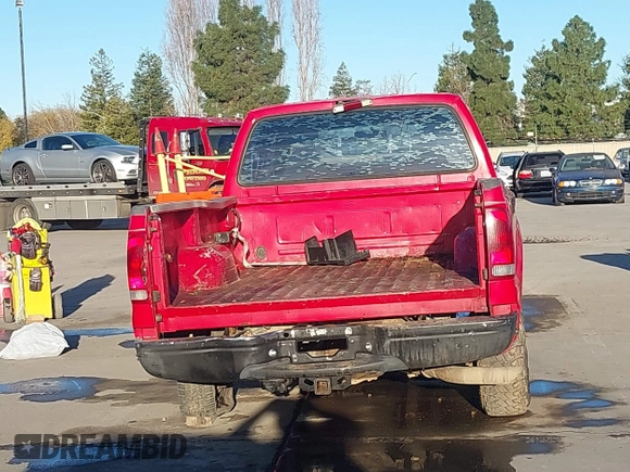 2000 Ford F-350 XL with VIN 3FTSW30F8YMA69377, listed as a IAAI auction lot 41273100 with 158,785 mi miles and . Bid and sale history available at DreamBid. Image 16.
