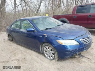 2008 Toyota Camry Hybrid with VIN 4T1BB46K28U041913, listed as a IAAI auction lot 41840073 with 205,853 mi miles. Bid and sale history available at carsss.com. Image 1.