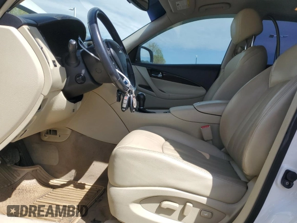 2016 Infiniti QX50 z VIN JN1BJ0RR1GM264132, wystawiony jako Copart lot #55058435 z przebiegiem 127 872 mil mil oraz Szkoda całkowita • Salvage title. Historia ofert i sprzedaży dostępna na DreamBid. Obrazek 7.