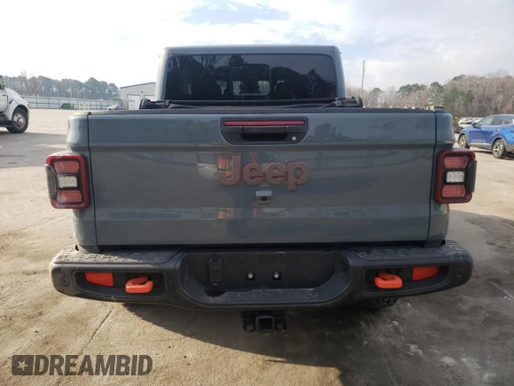 2024 Jeep Gladiator Mojave X z VIN 1C6JJTEG5RL115608, wystawiony jako Copart lot #46787955 z przebiegiem 7 283 mil mil oraz Szkoda całkowita • Salvage title. Historia ofert i sprzedaży dostępna na DreamBid. Obrazek 6.