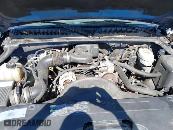 2004 Chevrolet Silverado 1500 Work Truck with VIN 1GCEC14X44Z140886, listed as a IAAI auction lot 41681183 with 209,844 mi miles. Bid and sale history available at carsss.com. Image 10.