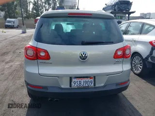 2011 Volkswagen Tiguan SEL with VIN WVGBV7AX2BW500817, listed as a IAAI auction lot 42292760 with 50,336 mi miles and . Bid and sale history available at DreamBid. Image 13.