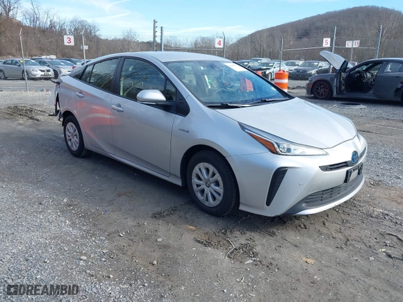 2021 Toyota Prius L Eco with VIN JTDKAMFU7M3143961, listed as a IAAI auction lot 41486032 with 58,979 mi miles. Bid and sale history available at carsss.com. Image 1.