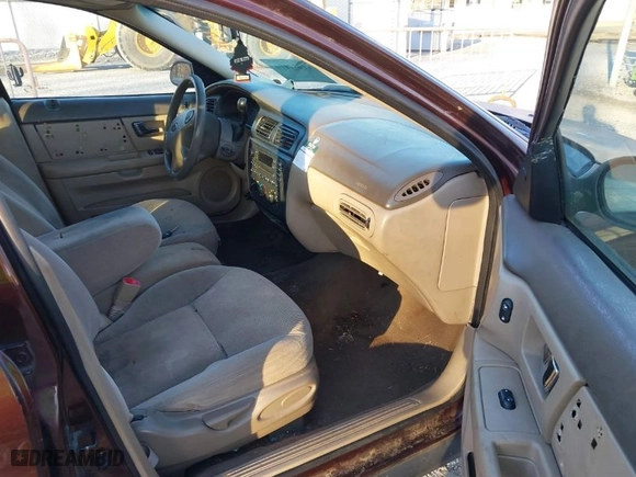 2001 Ford Taurus SES with VIN 1FAFP55U51G273707, listed as a IAAI auction lot 41450171 with 314,277 mi miles. Bid and sale history available at carsss.com. Image 5.
