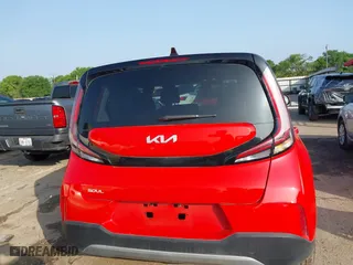 2024 Kia Soul LX with VIN KNDJ23AU3R7232162, listed as a IAAI auction lot 41905820 with 29,239 mi miles. Bid and sale history available at carsss.com. Image 16.
