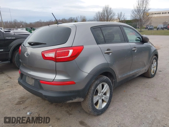 2012 Kia Sportage LX with VIN KNDPB3A28C7332354, listed as a IAAI auction lot 41933058 with 75,938 mi miles. Bid and sale history available at carsss.com. Image 4.