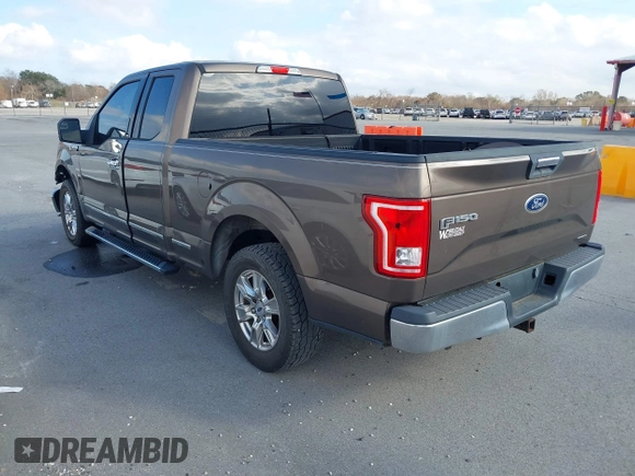 2016 Ford F-150 XL with VIN 1FTEX1C81GKE08577, listed as a IAAI auction lot 41523206 with Not Provided miles and . Bid and sale history available at carsss.com. Image 3.