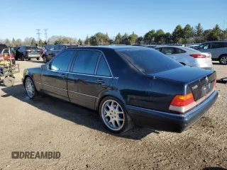 1996 Mercedes-Benz S z VIN WDBGA57E4TA323720, wystawiony jako Copart lot #53119675 z przebiegiem 172 434 mil mil oraz Szkody całkowita. Historia ofert i sprzedaży dostępna na DreamBid. Obrazek 2.