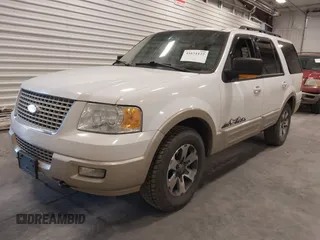 2005 Ford Expedition Eddie Bauer with VIN 1FMFU18505LA84794, listed as a IAAI auction lot 41651122 with 255,815 mi miles. Bid and sale history available at carsss.com. Image 2.