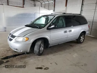 2006 Dodge Grand Caravan SXT z VIN 2D4GP44L26R816439, wystawiony jako Copart lot #52609115 z przebiegiem 127 307 mil mil oraz Szkody całkowita. Historia ofert i sprzedaży dostępna na DreamBid. Obrazek 1.